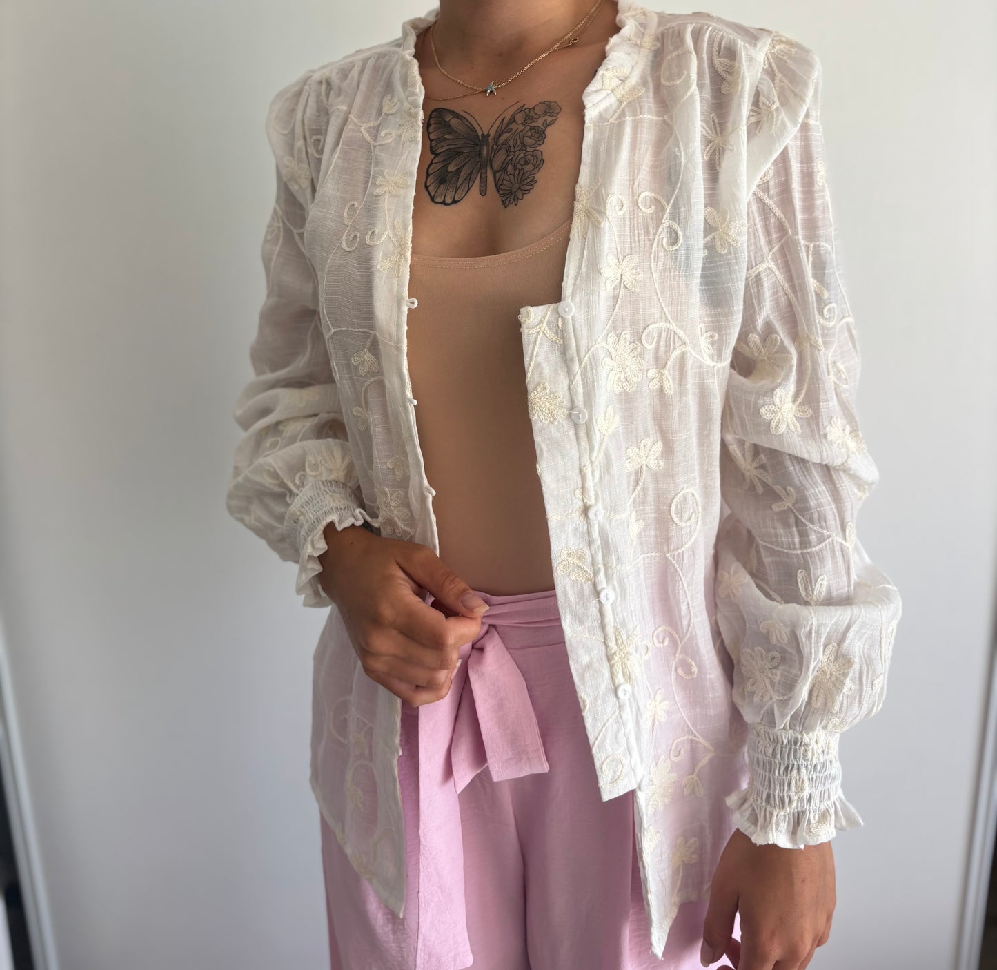 Chemise Blanche Brodée