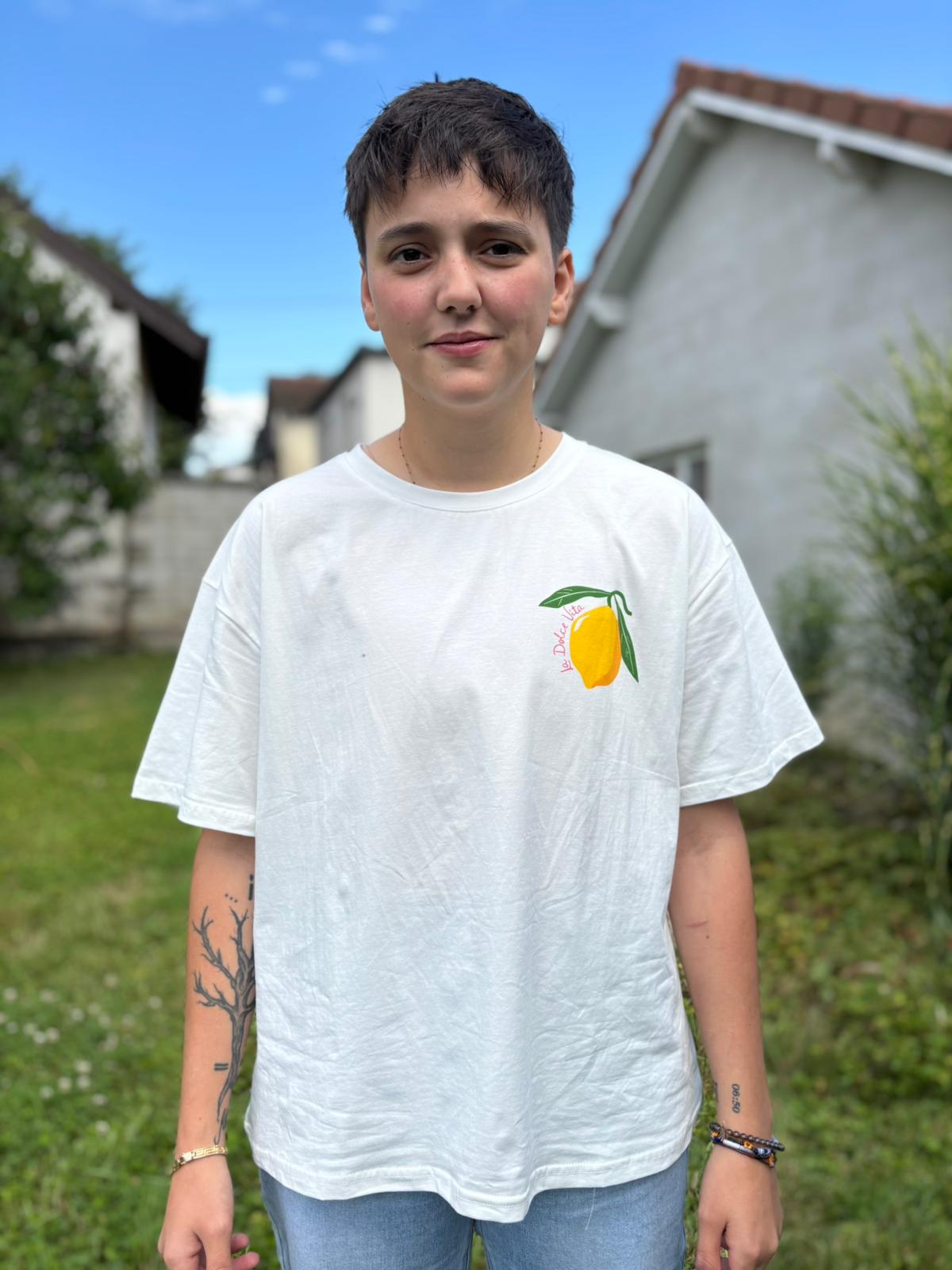 T-SHIRT