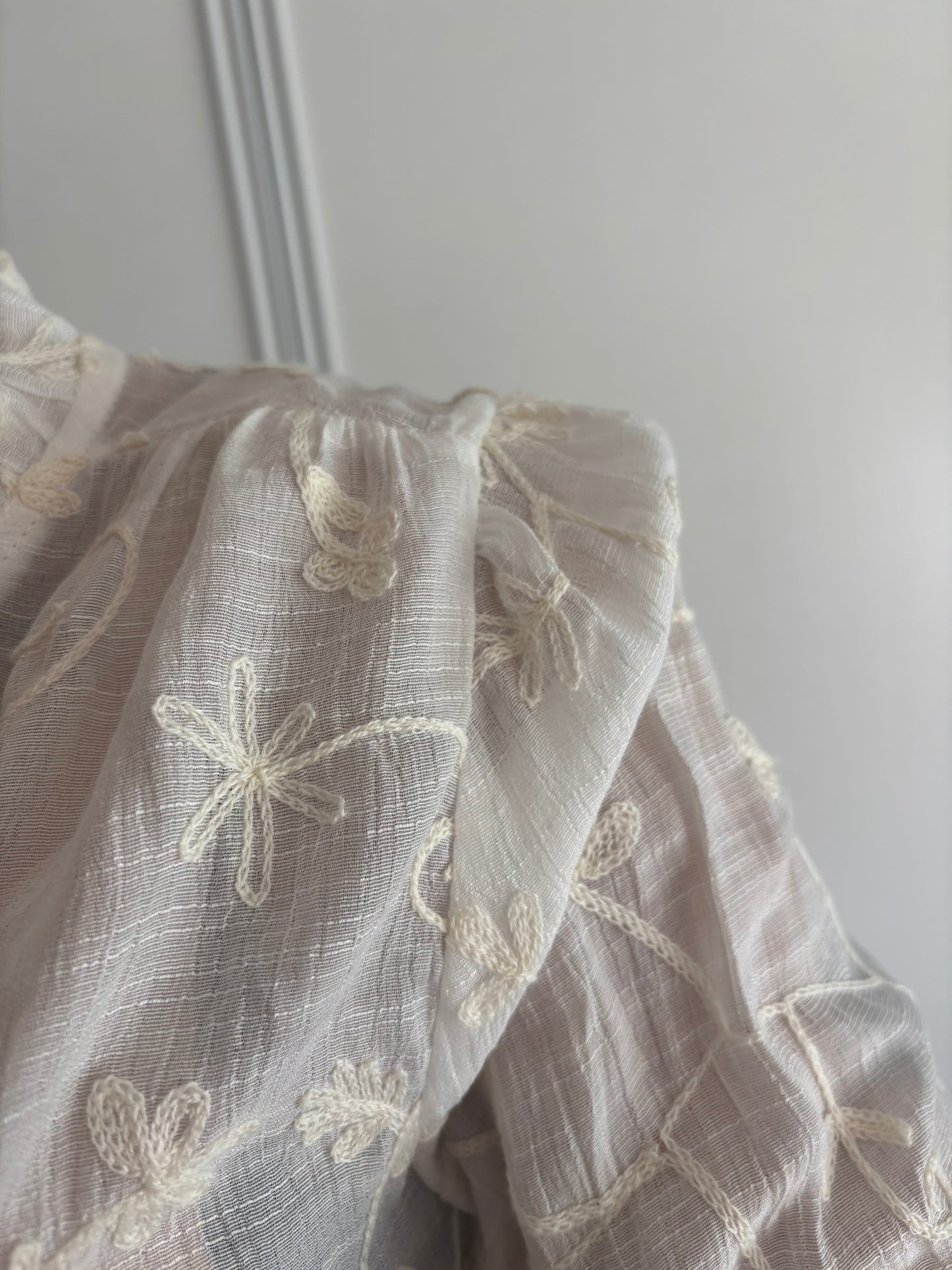 Chemise Blanche Brodée